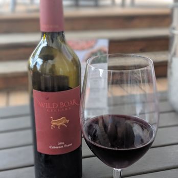 Stone Tower Winery - Wineries Near Me - Leesburg, Virginia Stone Tower Winery - Wineries Near Me - Leesburg, Virginia