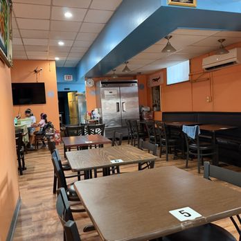 Siam Thai Restaurant - Dining area - Thai Near Me - Pittsburgh, Pennsylvania Siam Thai Restaurant - Dining area - Thai Near Me - Pittsburgh, Pennsylvania