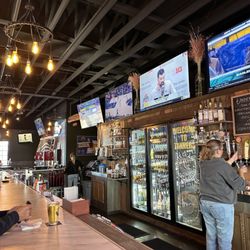 Tanner's Grill & Bar