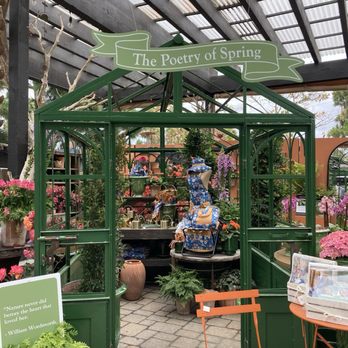 Roger's Gardens - Cute spaces - Nurseries & Gardening Near Me - Corona Del Mar, California