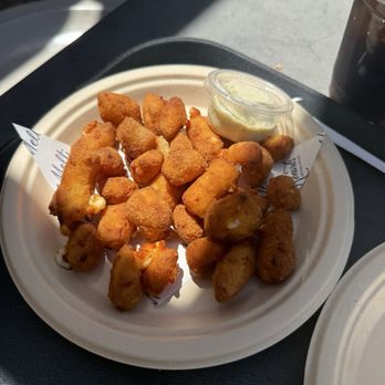 Renard's Cheese - Cheese curds - Cheese Shops Near Me - Sturgeon Bay, Wisconsin Renard's Cheese - Cheese curds - Cheese Shops Near Me - Sturgeon Bay, Wisconsin