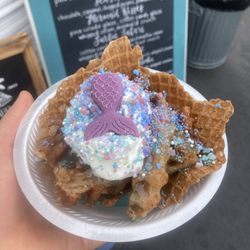 Island Waffle - Mermaid Kisses Waffle Bowl