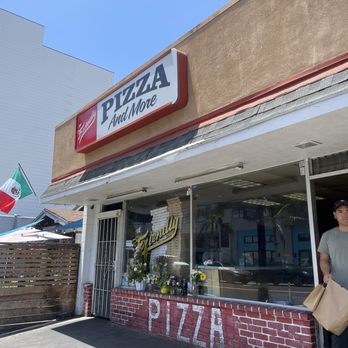 The Friendly - Pizza Near Me - San Diego, California