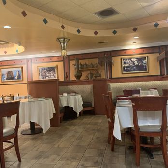 La Marsa Troy - Front dining room - Mediterranean Near Me - Troy, Michigan