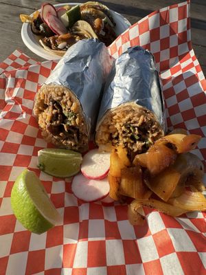 Tacos el Muchacho Alegre (Happy Boy) by null