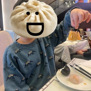 Sum Yee Kae - Very nice Red Bean Handbag Pastry! We like the taste and shape! - Dim Sum Near Me - Bellevue, Washington