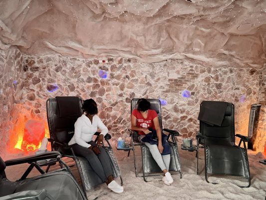 Tranquility Salt Cave - Image 12