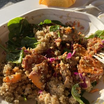 sweetgreen - Healthy Salads, Bowls and Plates - hot honey chicken plate - Salad Near Me - Los Angeles, California