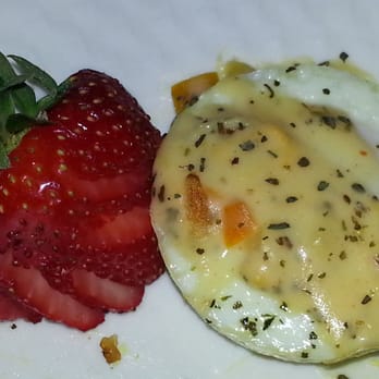 Frisco Inn on Galena - Poached eggs=delicious! - Bed & Breakfast Near Me - Frisco, Colorado