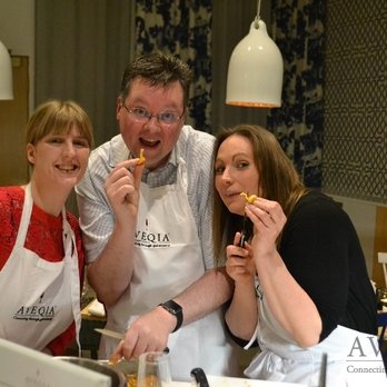 Aveqia - Do-It-Yourself Food Near Me - London, XGL