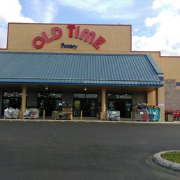 The entrance to Old Time Pottery in Brandon Fl.