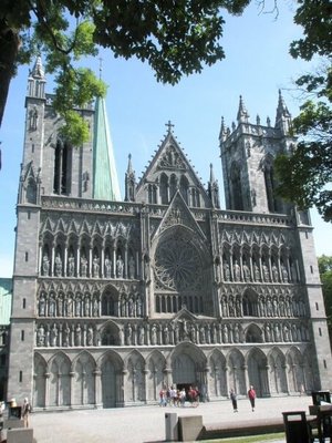 Nidaros Cathedral by null