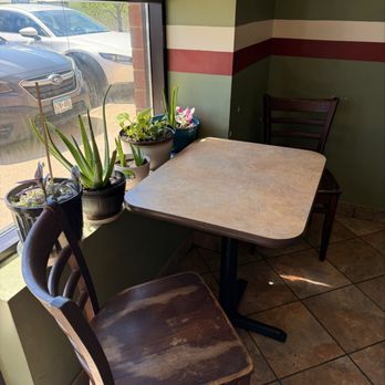 Umbria Gourmet Pizzeria - Seating - Pizza Near Me - Blaine, Minnesota Umbria Gourmet Pizzeria - Seating - Pizza Near Me - Blaine, Minnesota