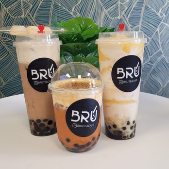 Bru Tea Cafe - L - R: Soy Mochi Milk Tea, Thai Brulée, Mango Ice Cloud - Bubble Tea Near Me - Elk Grove, California