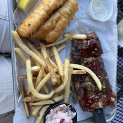 VI Grill - Ribs and walley