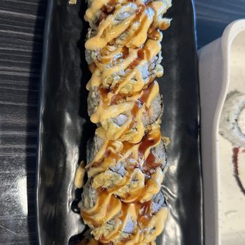 Makisu sushi - Crispy Alaskan roll - Sushi Bars Near Me - Sacramento, California