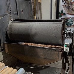 Casa Gispert - Oven used to roast nuts!