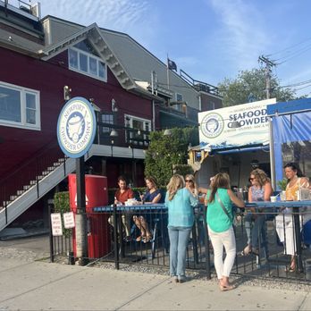Newport Chowder Company - Food Trucks Near Me
