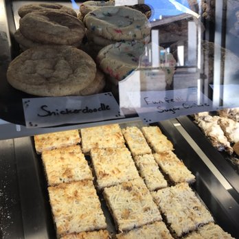 Cookie Brokers Bakery of Phoenix - Lemon bars - Bakeries Near Me - Phoenix, Arizona Cookie Brokers Bakery of Phoenix - Lemon bars - Bakeries Near Me - Phoenix, Arizona