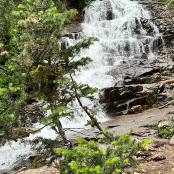 Gloria Falls - Hiking Near Me