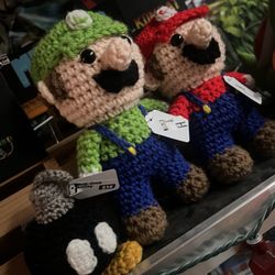 Hanford Antique Emporium - Hand made unique gamer gifts!!