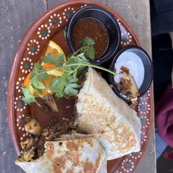 La Cheve Bakery and Brews - Burrito de Chorizo - Breakfast & Brunch Near Me - Napa, California