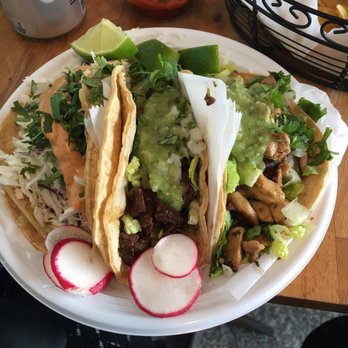 Fatty Daddy Taco - Lunch special. One chicken, one steak, and one fish taco. Took up the entire plate. 10 bux! - Mexican Near Me - Brooklyn, New York
