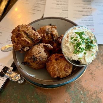 St. Roch Fine Oysters + Bar  - New American Near Me - Raleigh, North Carolina
