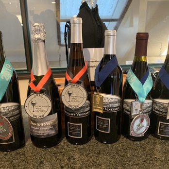 Whitecliff Vineyard - Their wines - Wineries Near Me - Gardiner, New York