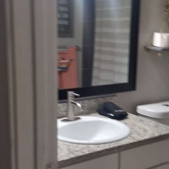 Highland Oak Apartments - Bathroom 1 - Apartments Near Me - Fredericksbrg, Texas Highland Oak Apartments - Bathroom 1 - Apartments Near Me - Fredericksbrg, Texas