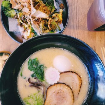 Burosu Ramen - Umami Crisp and Howaito Ramen - Ramen Near Me - Studio City, California Burosu Ramen - Umami Crisp and Howaito Ramen - Ramen Near Me - Studio City, California