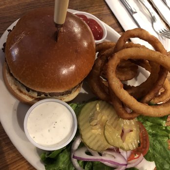 Grizzly Cafe - Blue cheese burger - American Near Me - Wrightwood, California Grizzly Cafe - Blue cheese burger - American Near Me - Wrightwood, California