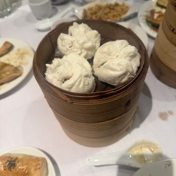Dim Sum Go Go - Steamed Pork Buns 蜜汁叉燒包 (3pcs) - Dim Sum Near Me - New York, New York Dim Sum Go Go - Steamed Pork Buns 蜜汁叉燒包 (3pcs) - Dim Sum Near Me - New York, New York