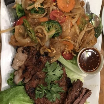 Ayada Thai - Rib eye drunken noodle ..pretty good but they over cooked the rib eye.. - Thai Near Me - Elmhurst, New York
