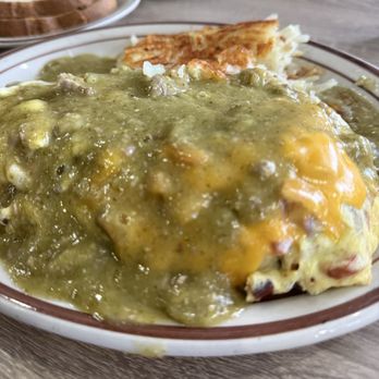 Garcias Country Kitchen - Supreme omelette with chile verde sauce - Coffee & Tea Near Me - San Jose, California