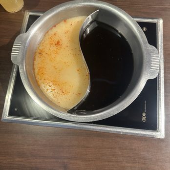 Mo Mo Paradise - Tonkatsu & Sukiyaki Broth - Hot Pot Near Me - Rowland Heights, California