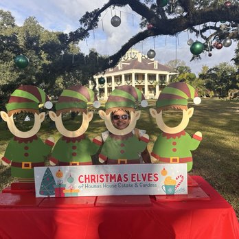 Houmas House and Gardens - Christmas decor - Venues & Event Spaces Near Me - Darrow, Louisiana