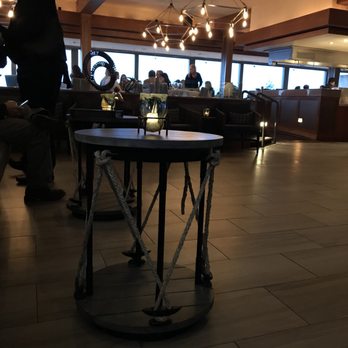 Chart House - Seafood Near Me - Portland, Oregon Chart House - Seafood Near Me - Portland, Oregon