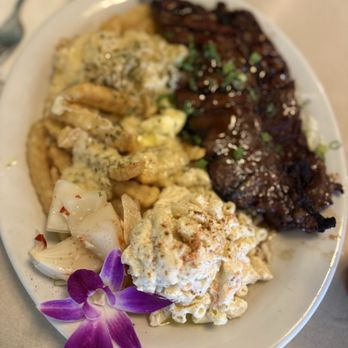 Cinnamon's Restaurant - Kal-Bi Plate - Pancakes Near Me - Kailua, Hawaii Cinnamon's Restaurant - Kal-Bi Plate - Pancakes Near Me - Kailua, Hawaii