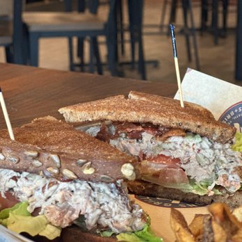 Jon’s Grille - a sandwich and french fries - Burgers Near Me - Fort Worth, Texas Jon’s Grille - a sandwich and french fries - Burgers Near Me - Fort Worth, Texas