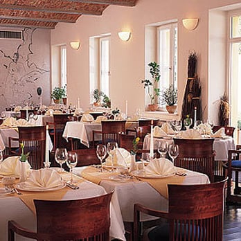 Restaurant Vierseithof - German Near Me - Luckenwalde, BB Restaurant Vierseithof - German Near Me - Luckenwalde, BB