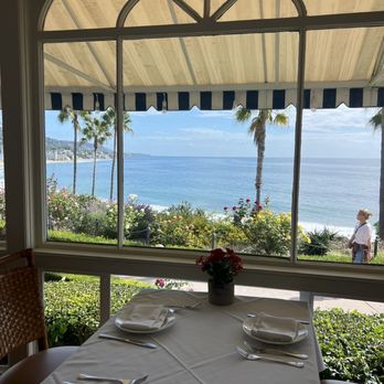 Las Brisas - inside the restaurant - Mexican Near Me - Laguna Beach, California Las Brisas - inside the restaurant - Mexican Near Me - Laguna Beach, California