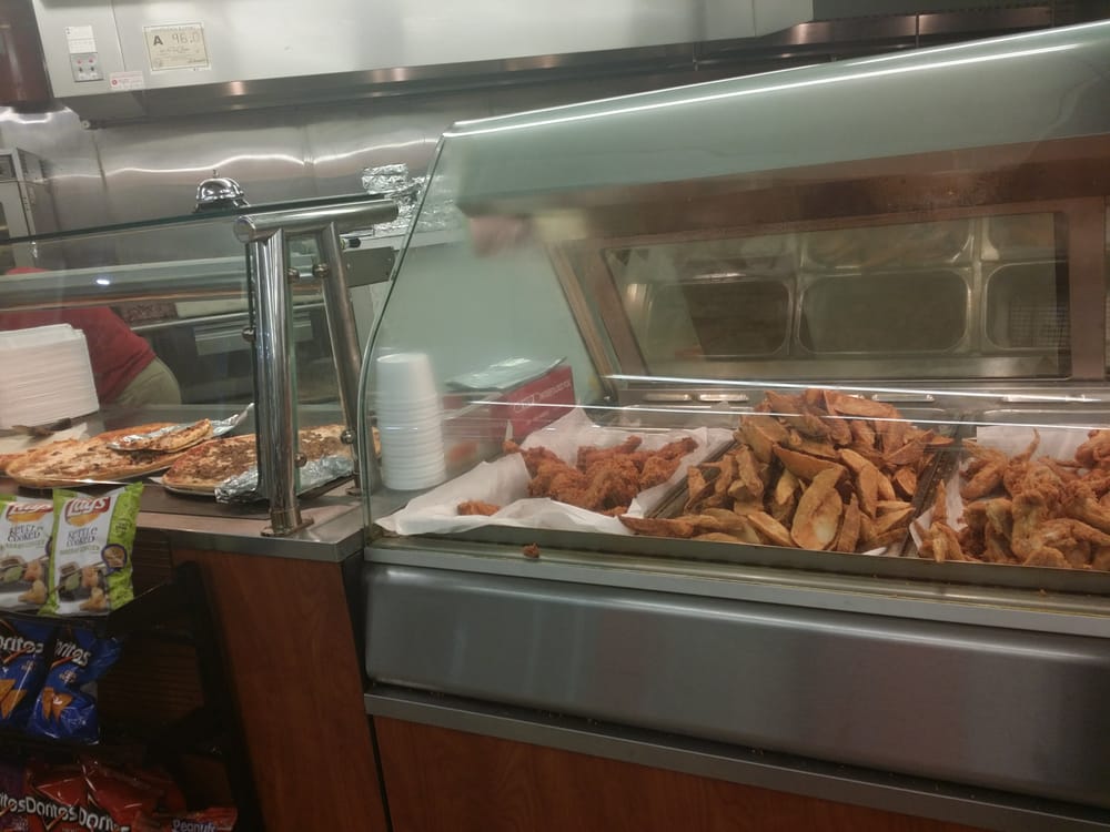 NIC’S PIC KWIK 4 Updated September 2024 510 N Patterson St, Maxton