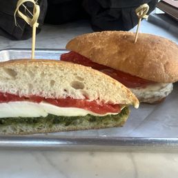 caprese caprese