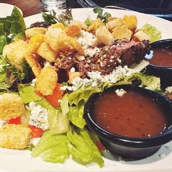 LongHorn Steakhouse - 7 - Pepper Salad - American Near Me - Cincinnati, Ohio
