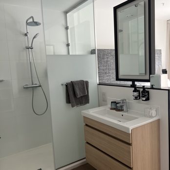INNSiDE - Bathroom area - Hotels Near Me - Newcastle upon Tyne, XTW