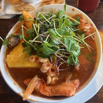 Salt Pub - Salmon cioppino. - New American Near Me - Ilwaco, Washington