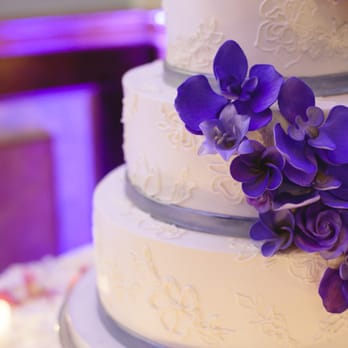 Cake Coquette - The flowers look so real!
Photo by Gary Sexton Photography - Bakeries Near Me - San Francisco, California Cake Coquette - The flowers look so real!
Photo by Gary Sexton Photography - Bakeries Near Me - San Francisco, California