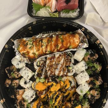 Poke Zone - Warrior Tray and sashimi - Sushi Bars Near Me - Oakland, California