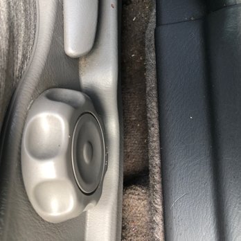 Lake Lanier Carwash - Not even vacuumed properly! - Car Wash Near Me - Buford, Georgia